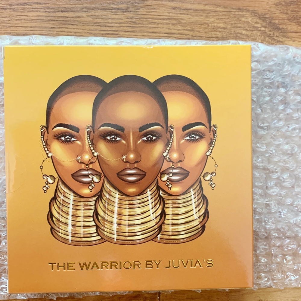 Juvia’s Place Eyeshadow Palette